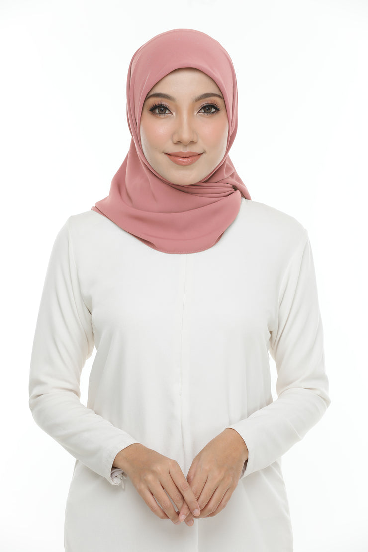 Crepe Deluxe Square (Cherry Glow)