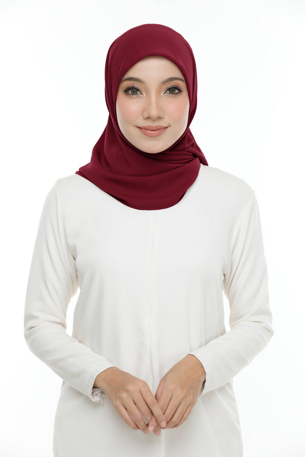 Crepe Deluxe Square (Oh So Red)