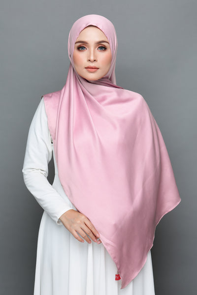 Crumple Satin (Shy Pink)