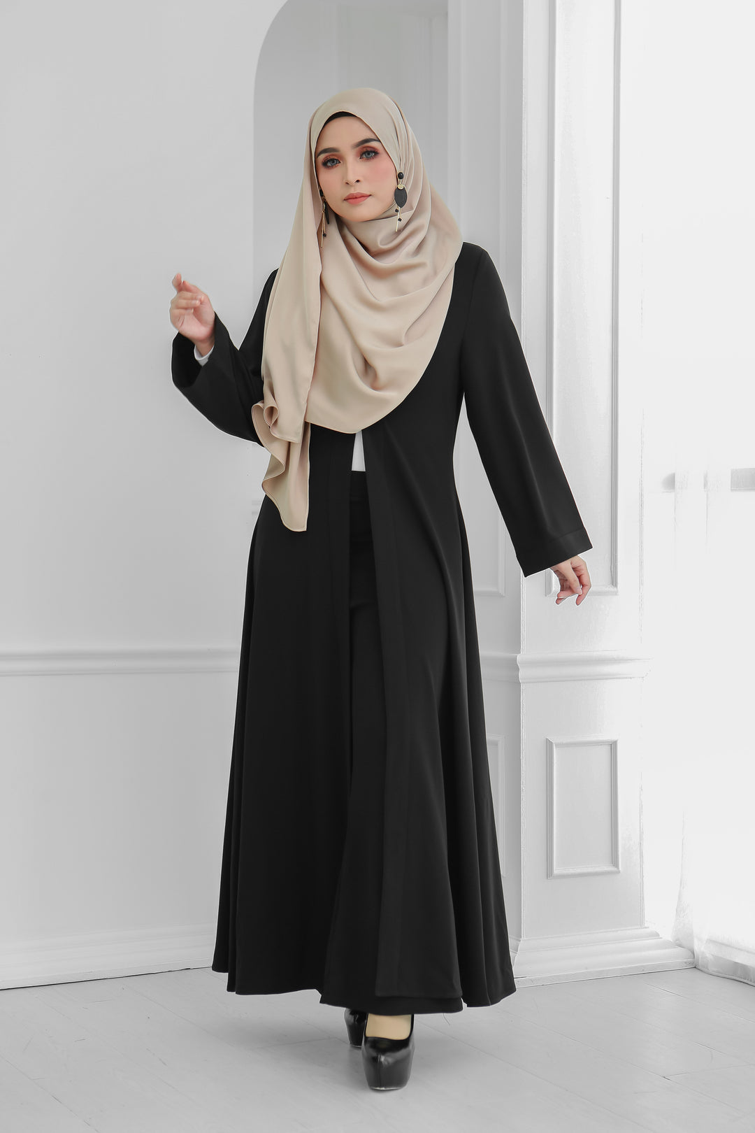 Long Wide Sleeves Cardi (Black)