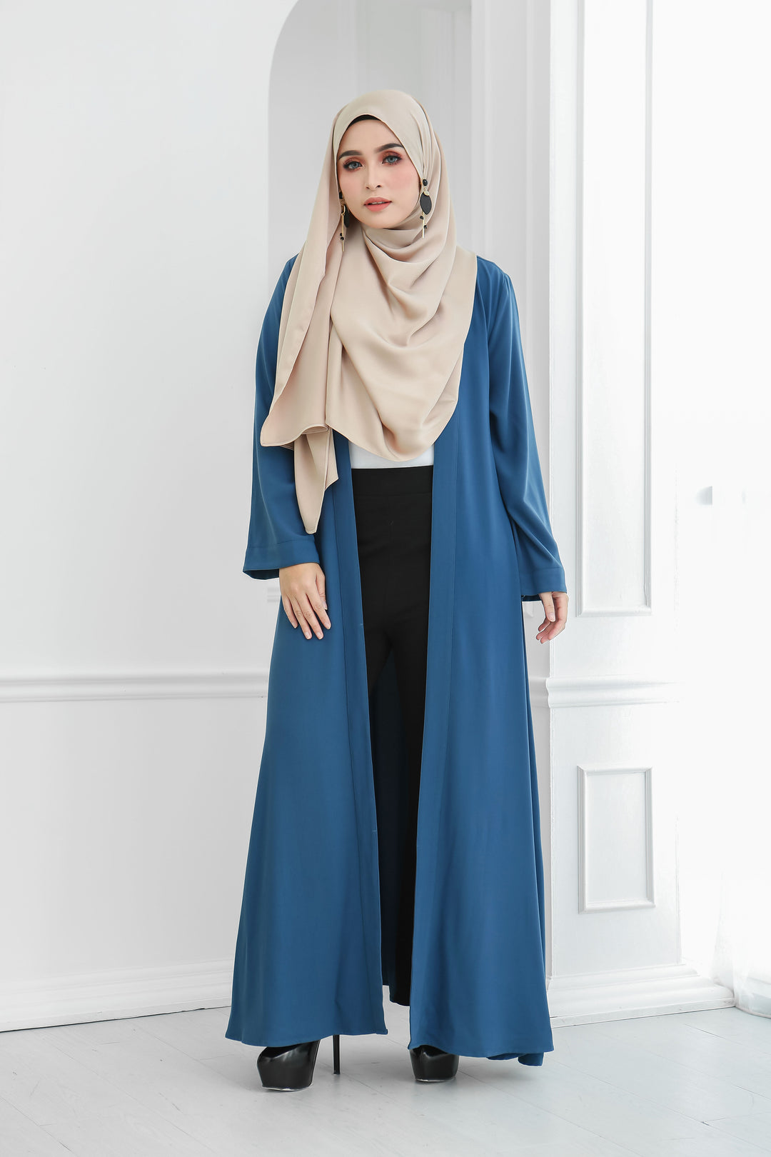Long Wide Sleeves Cardi (Blue)