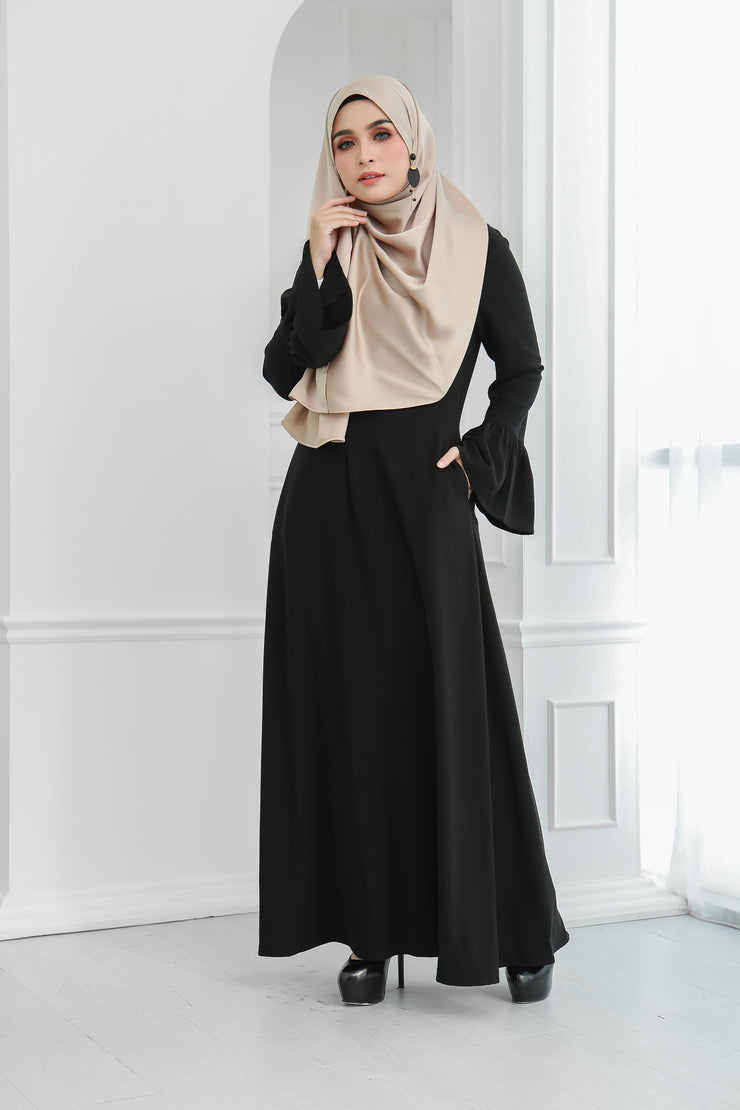 Basic Ruffle Sleeve Dress (Black)