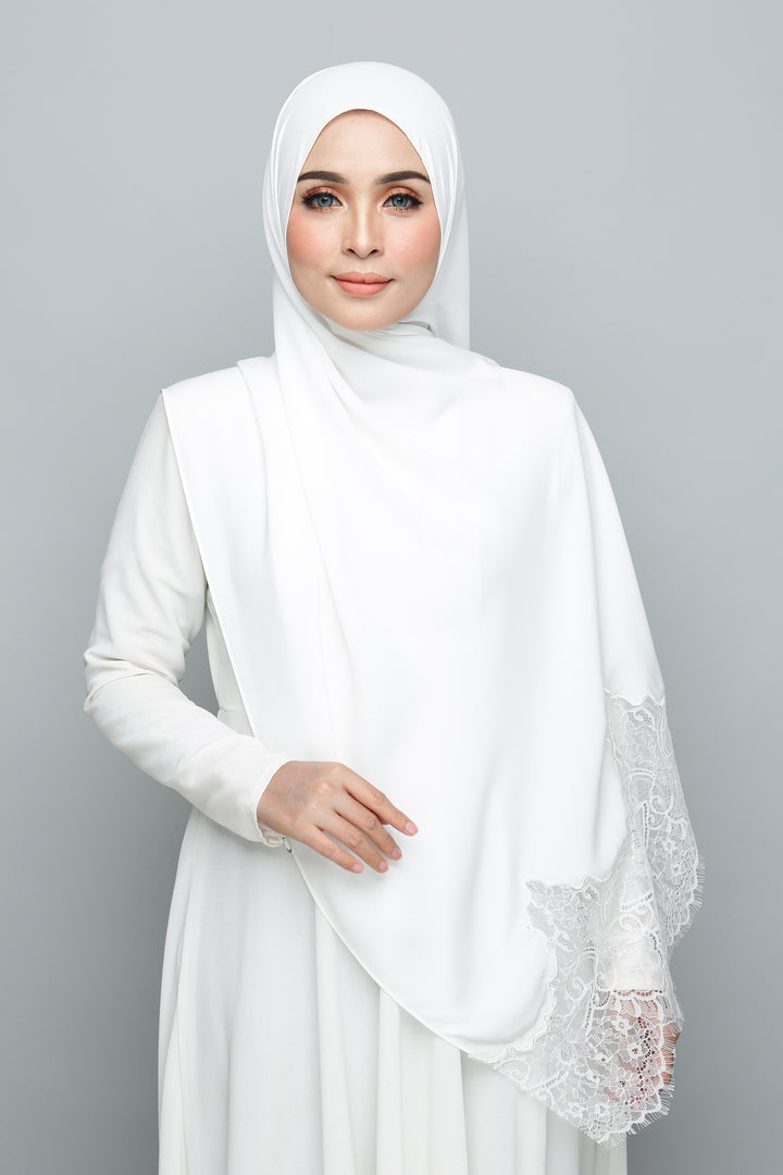 Powdered Chiffon Lace Ice Queen (Width)
