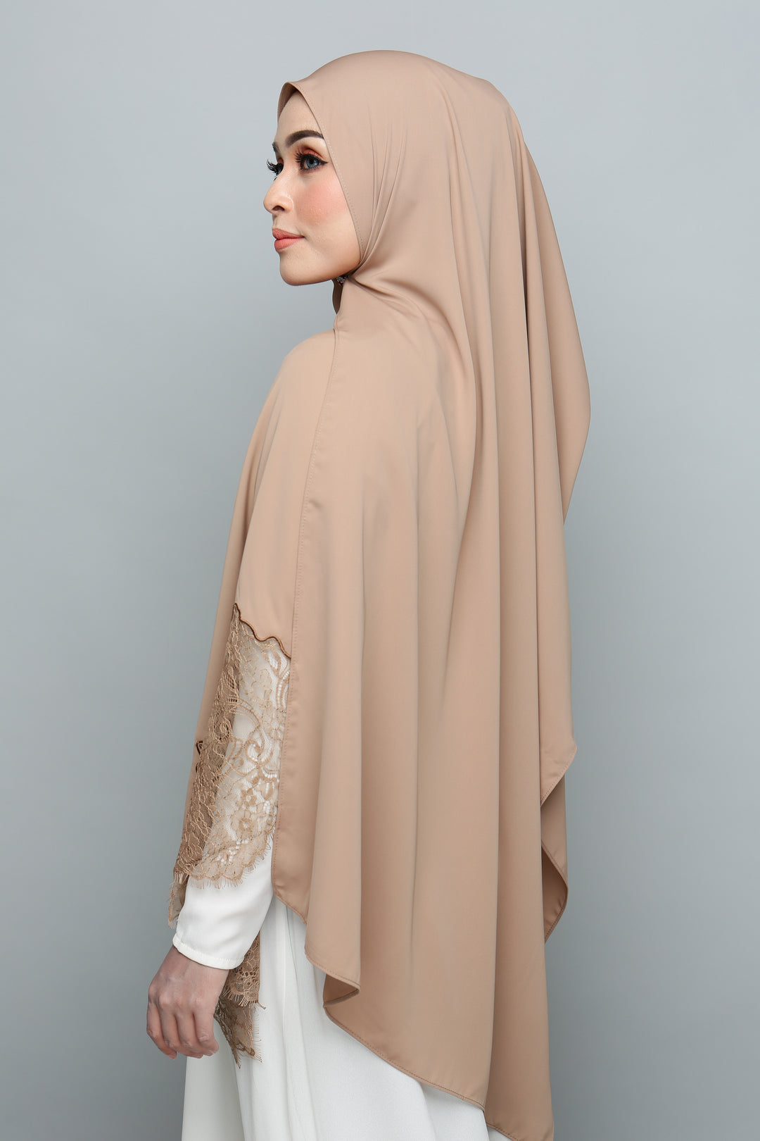 Powdered Chiffon Lace Toffee Nut (Width)
