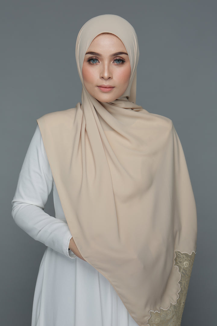 Powdered Chiffon Lace Pearl (Width)
