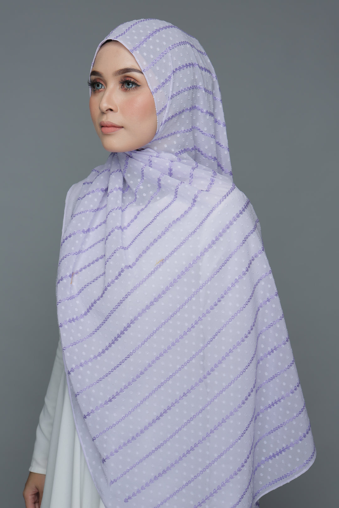 Textured Embroidery Shawl (Lavender)