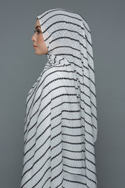 Textured Embroidery Shawl (White)