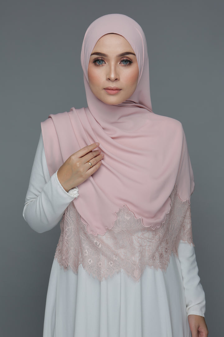 Powdered Chiffon Lace Blush (Width)