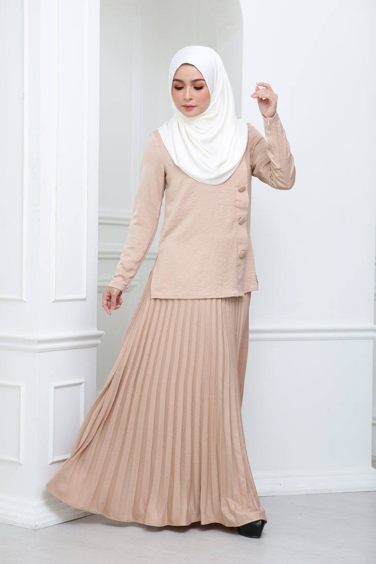 Satin Pleated Co Ord (Nude)