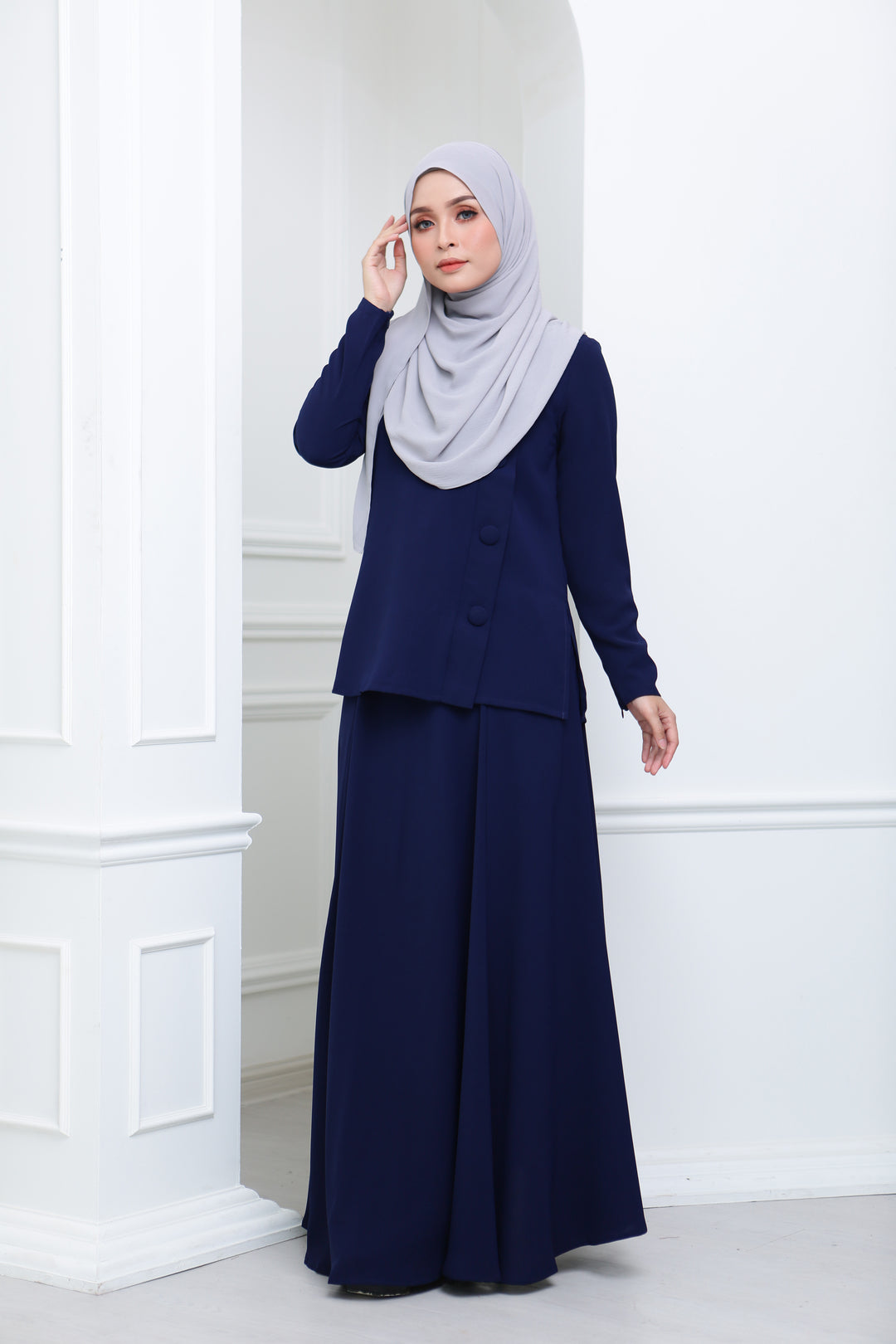 Flare Crepe Co Ord (Navy)