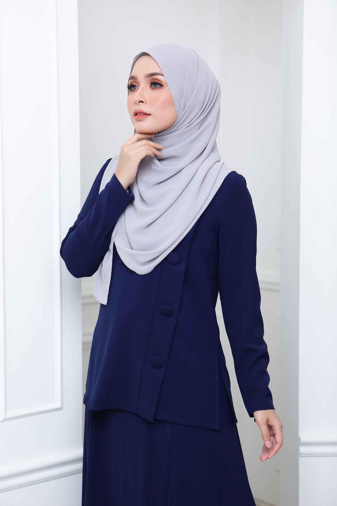 Flare Crepe Co Ord (Navy)