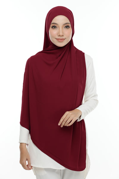 Crepe Deluxe (Oh So Red)