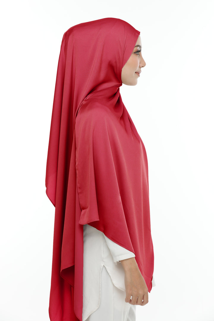 Lux Satin (Scarlet)